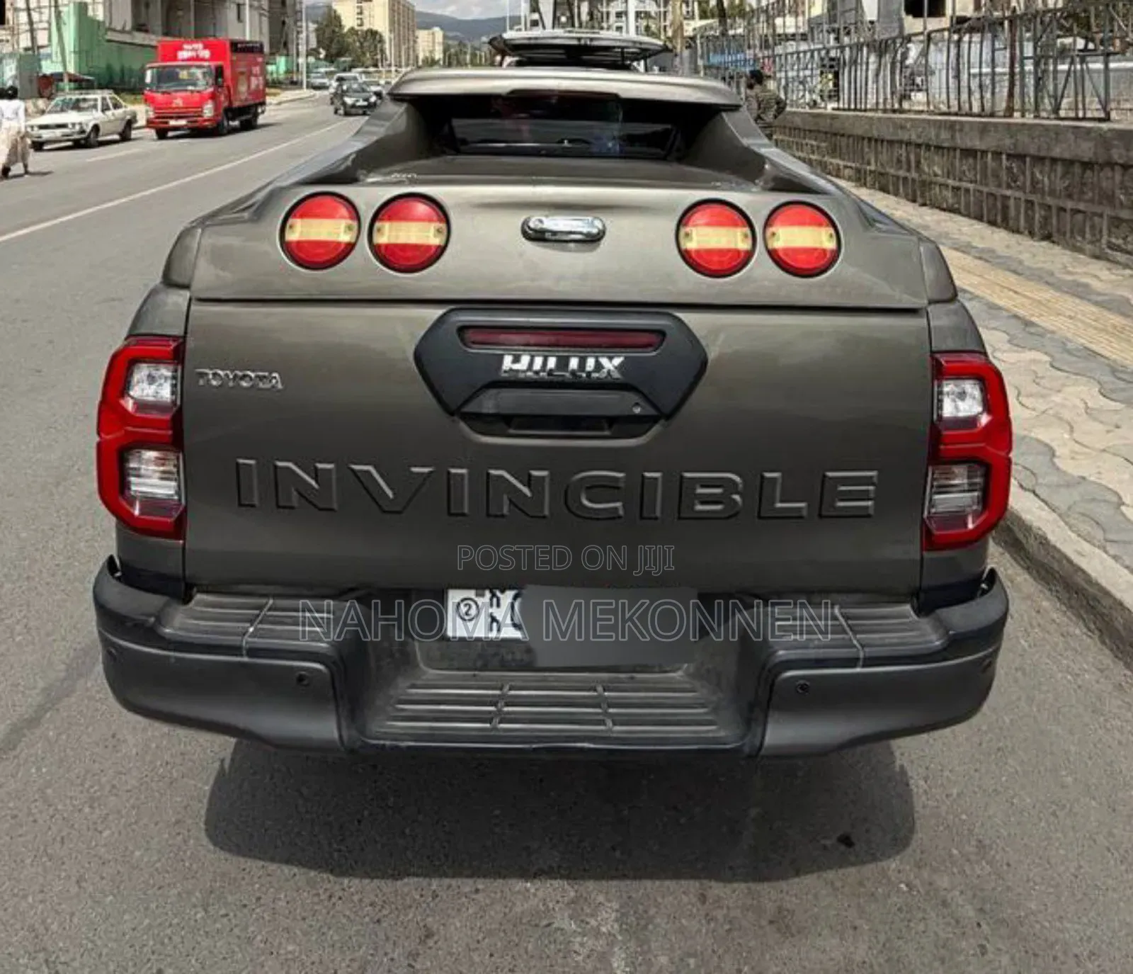 Toyota Hilux 2022 Brown