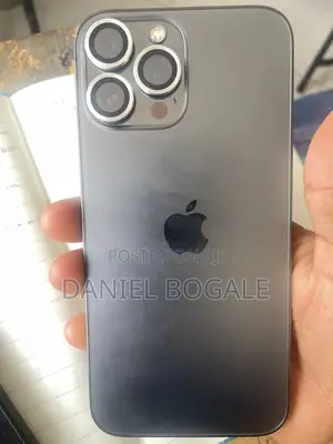 Photo - Apple iPhone 13 Pro Max 256 GB Gray