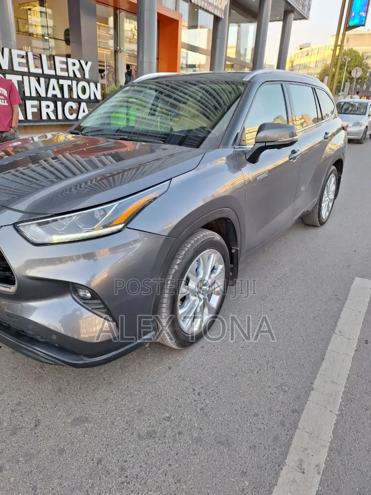Toyota Highlander Hybrid 2023 Gray