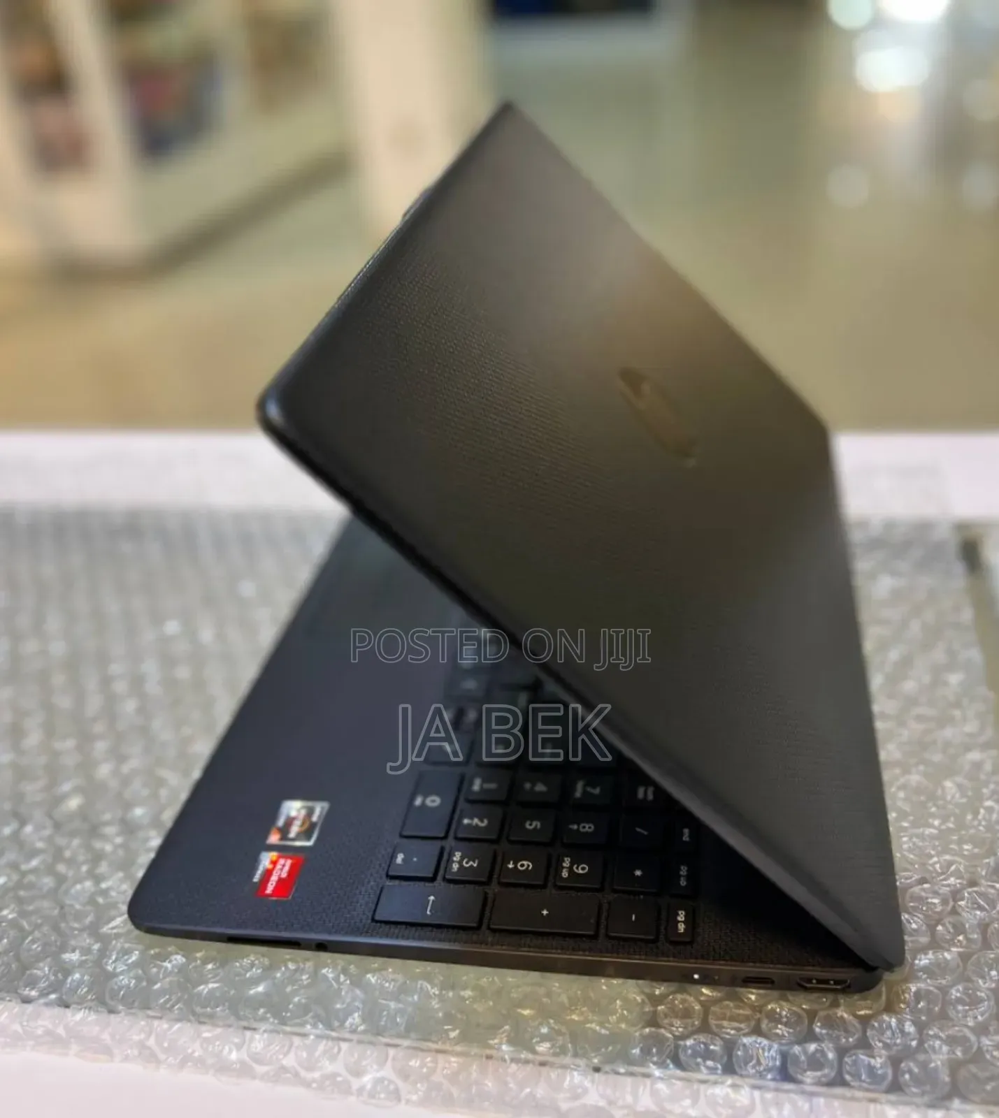 New Laptop HP Stream Notebook 8GB AMD Ryzen 5 SSD 512GB