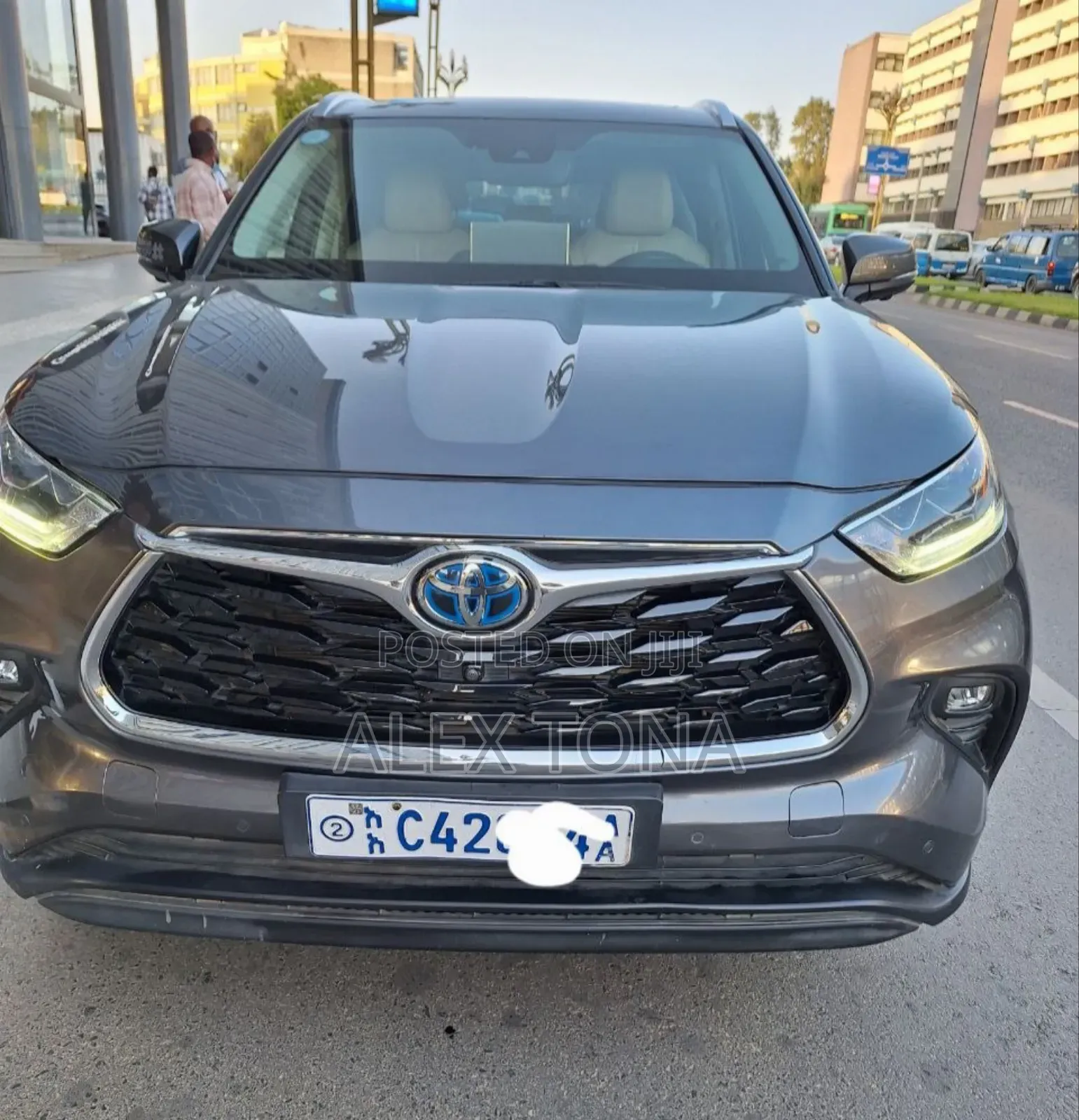 Toyota Highlander Hybrid 2023 Gray