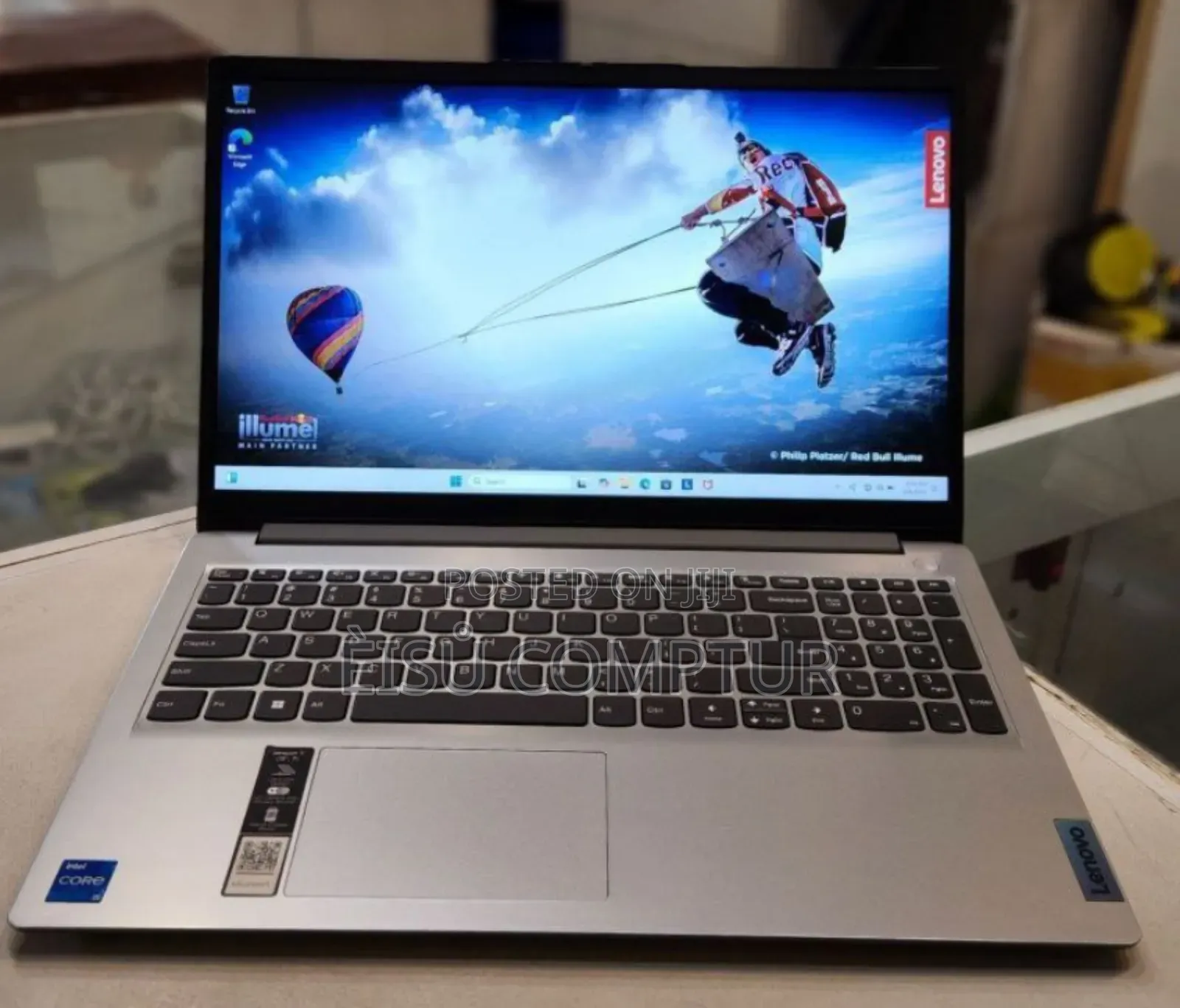 New Laptop Lenovo IdeaPad Y570 8GB Intel Core I5 SSD 512GB