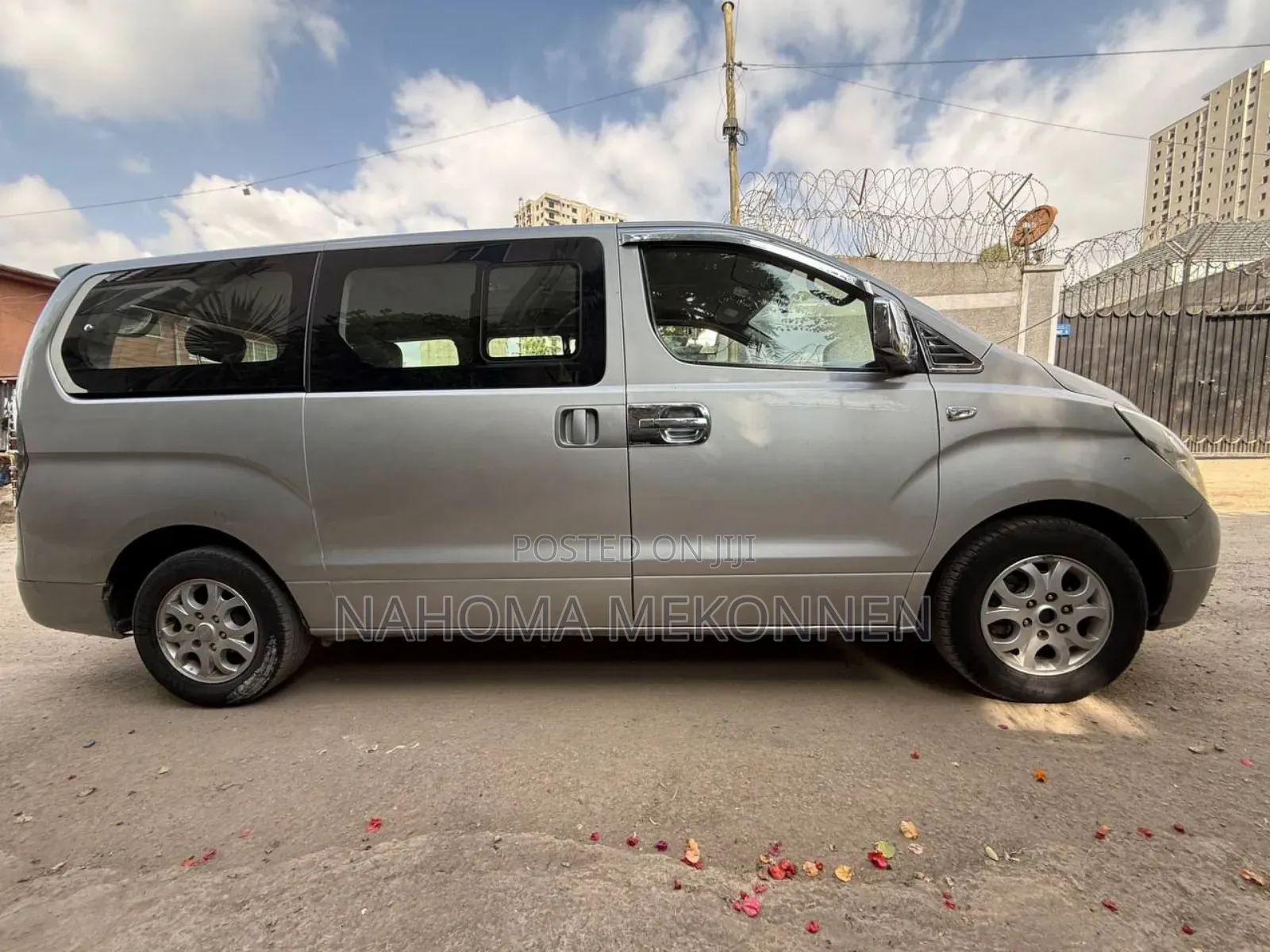 Hyundai Starex 2015 Silver