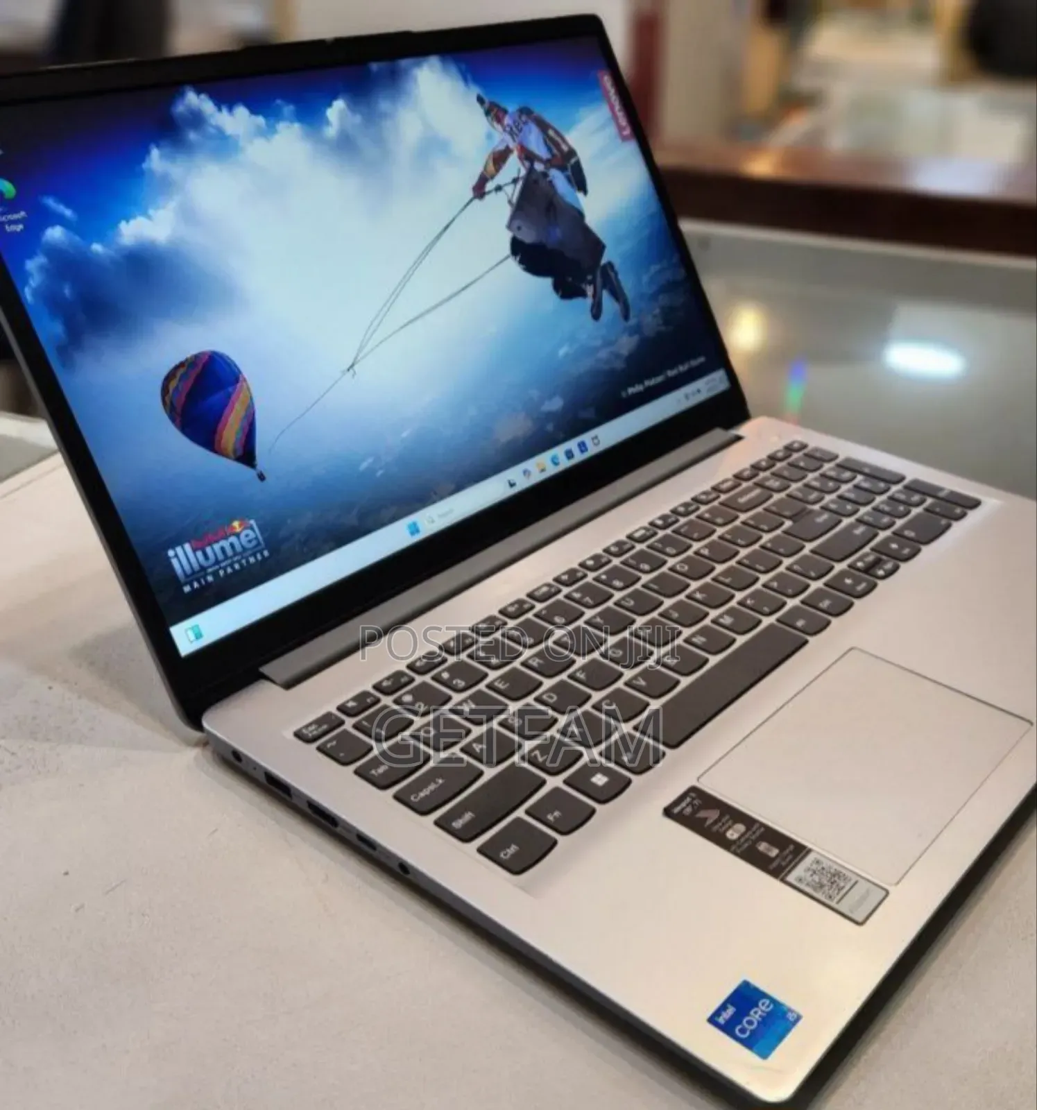 New Laptop Lenovo Ideapad 3 8GB Intel Core I5 SSD 512GB