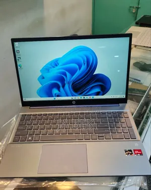 New Laptop HP Pavilion 15 16GB AMD Ryzen 7 SSD 512GB