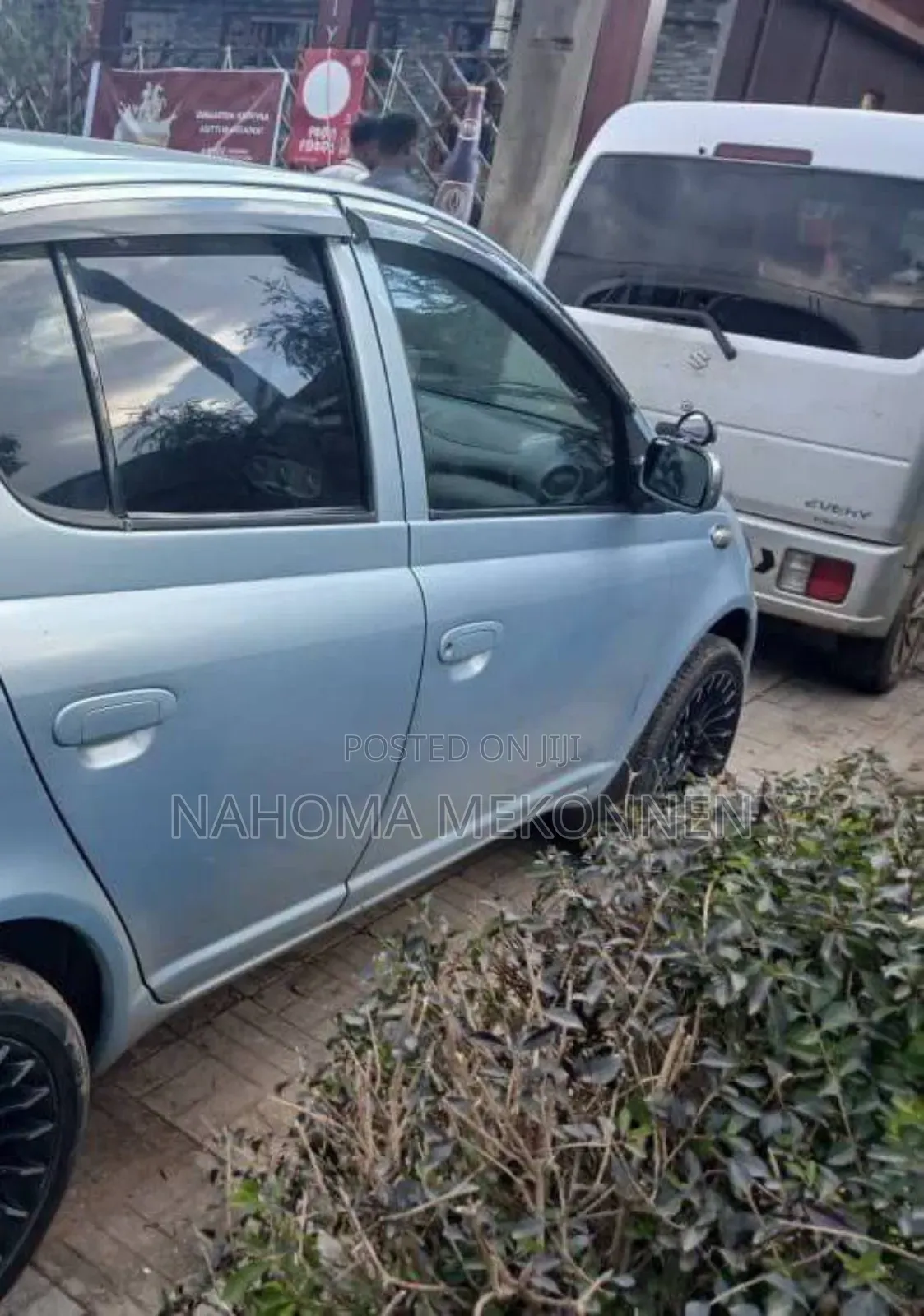 Toyota Vitz 2004 Blue