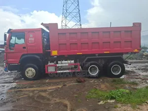 Sinotruk Howo 2024 Red