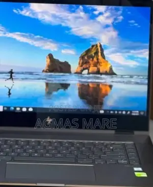 New Laptop HP Spectre X360 16GB Intel Core I7 SSD 512GB