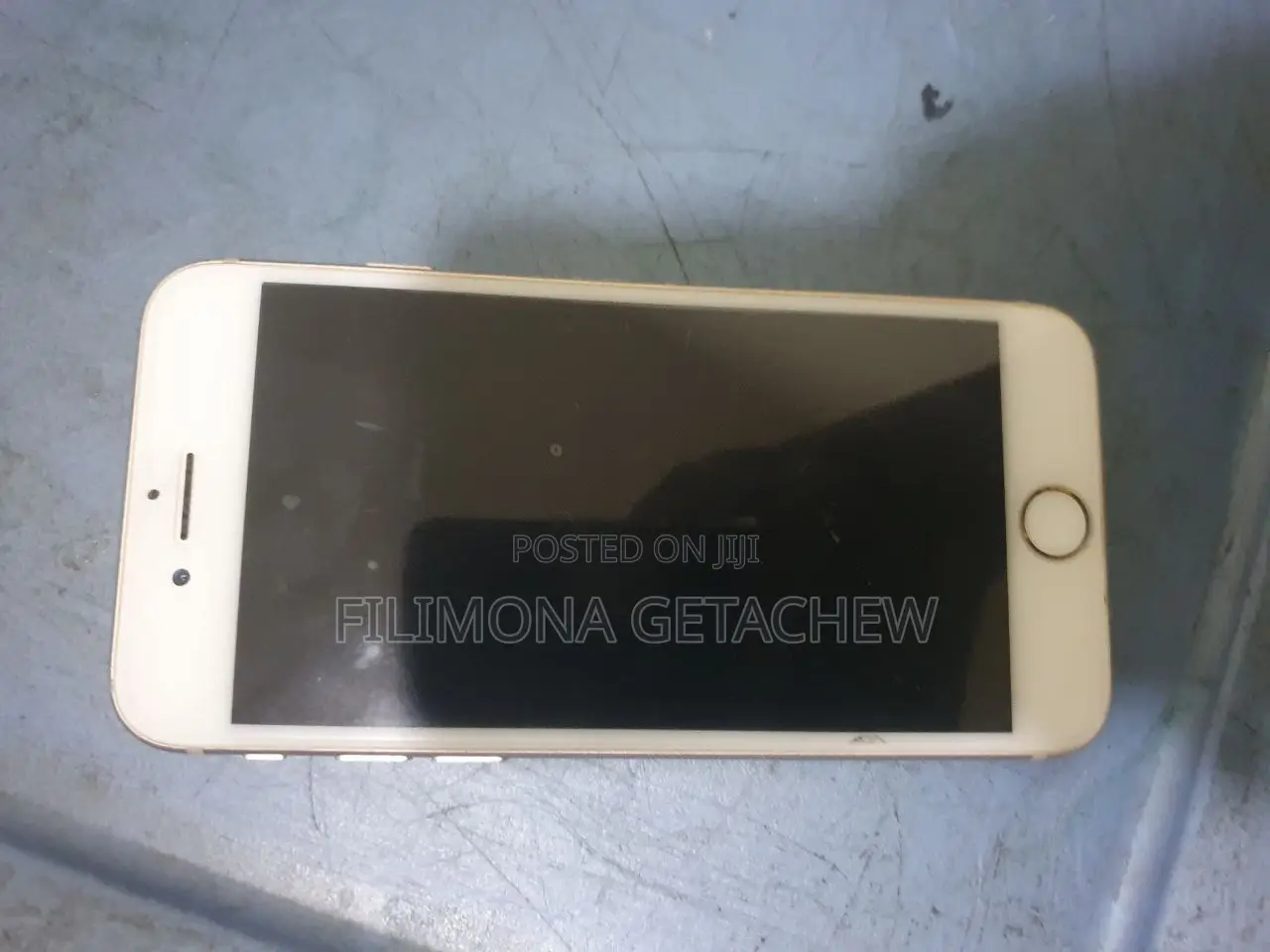 New Apple iPhone 8 64 GB White