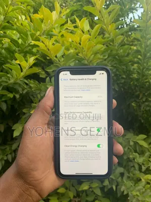 Apple iPhone 11 64 GB Black