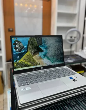 New Laptop HP Stream Notebook 16GB Intel Core I5 SSD 1T