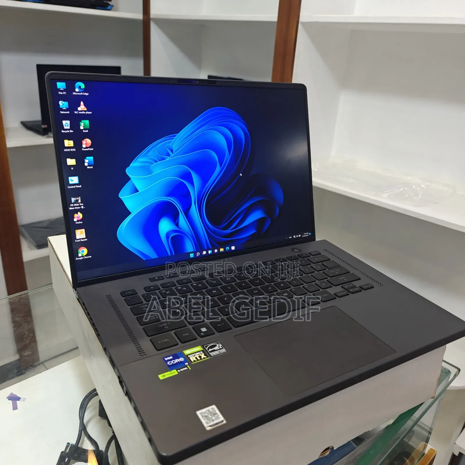 New Laptop Asus 16GB Intel Core I9 SSD 1T