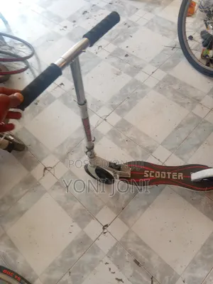 Photo - Scooter 2 Wheels