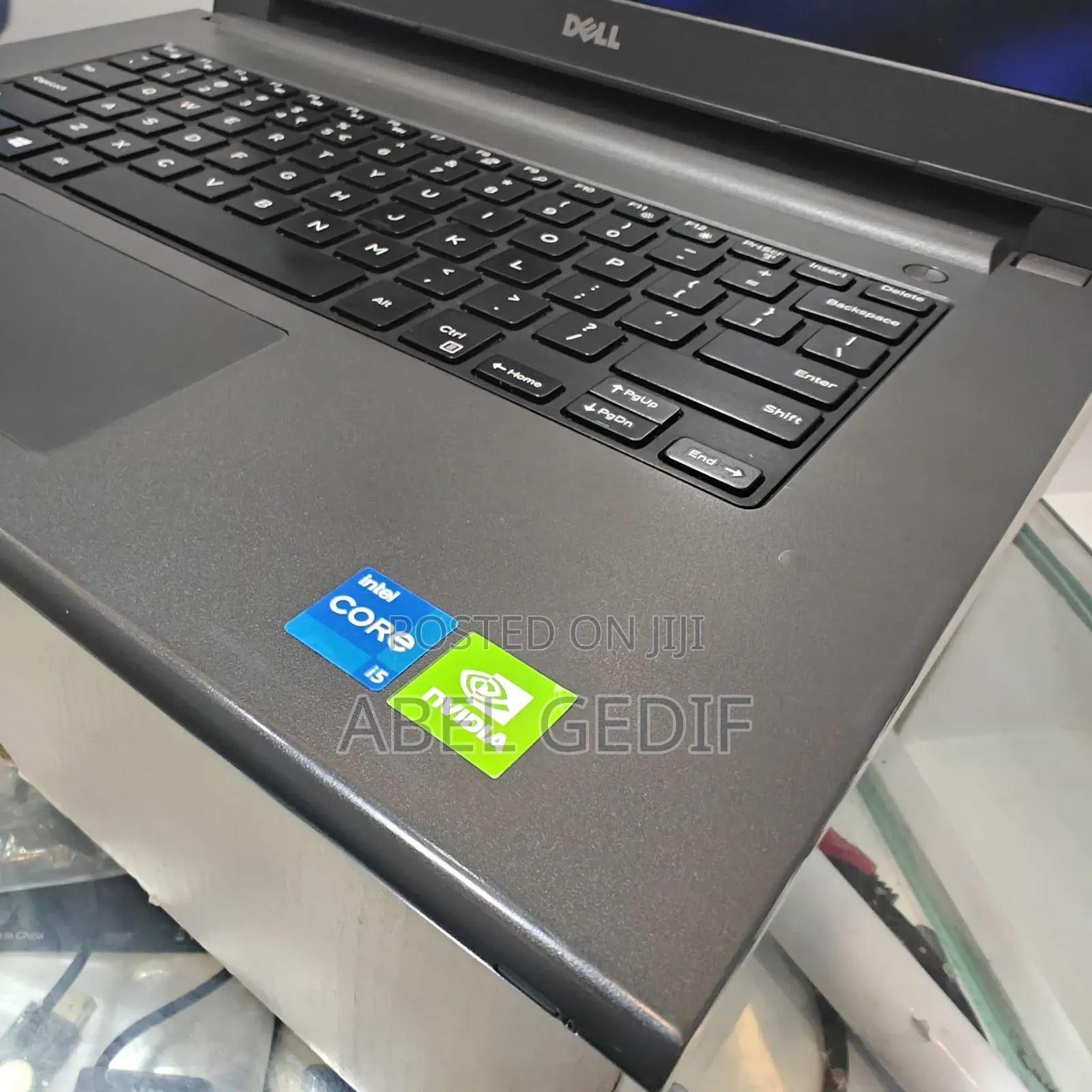 New Laptop Dell 8GB Intel Core I5 SSD 512GB