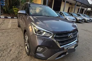 Photo - Hyundai Creta 2019 Gray