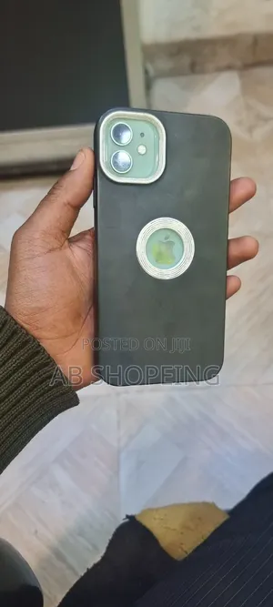 Apple iPhone 11 64 GB Green