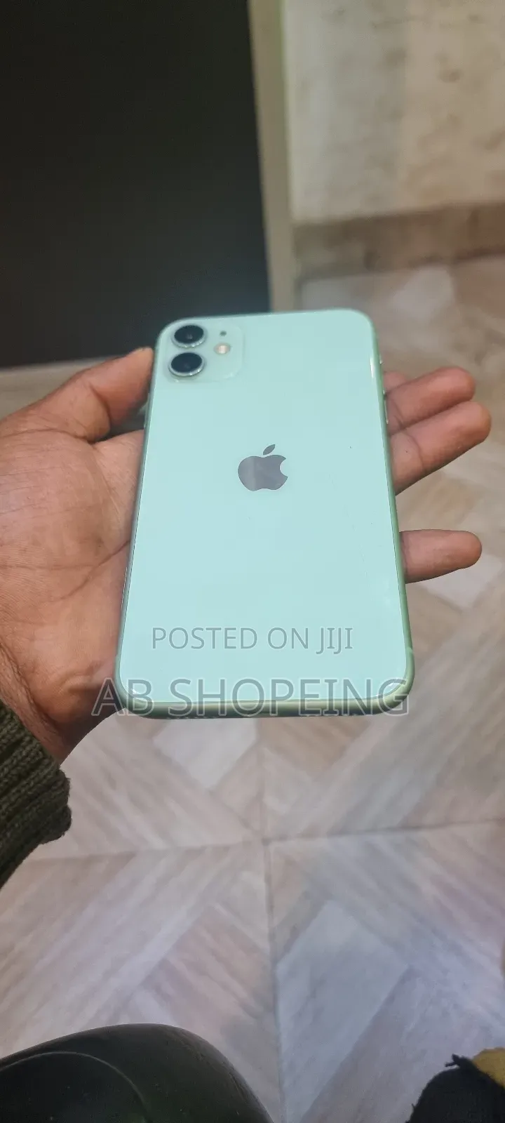 Apple iPhone 11 64 GB Green