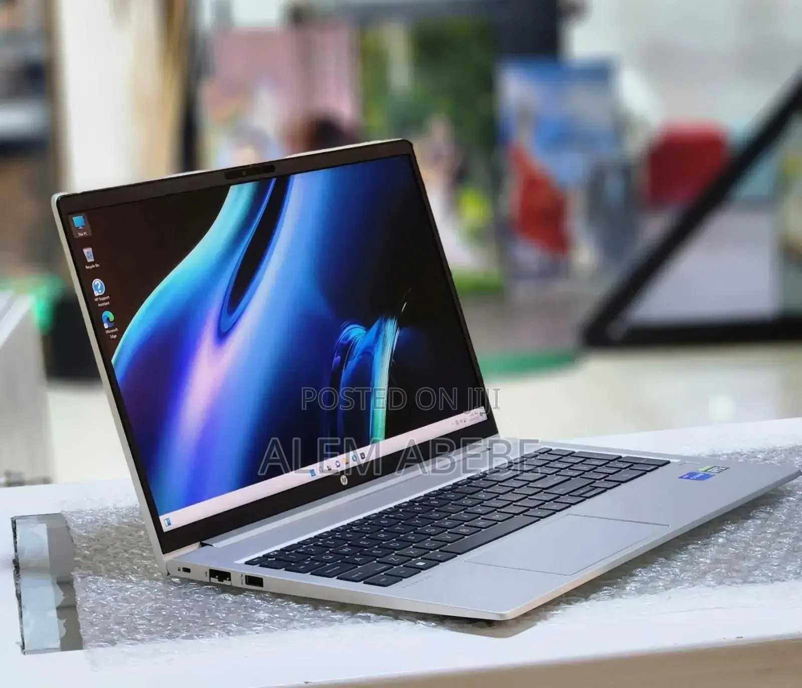 New Laptop HP 16GB Intel Core I7 SSD 512GB