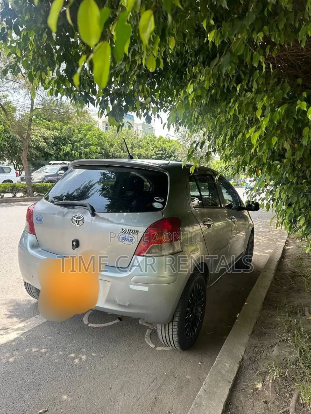 Toyota Yaris Base Hatchback 3dr 2010 Silver