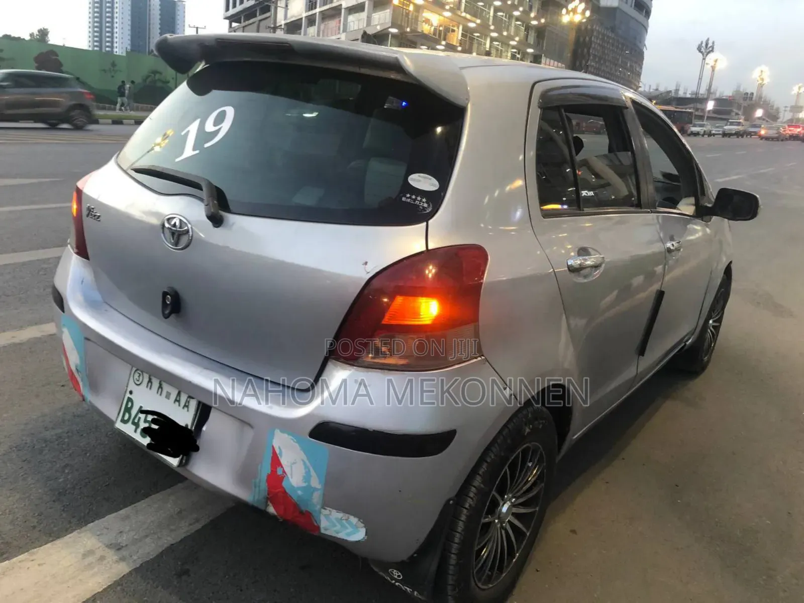 Toyota Yaris 2010 Silver