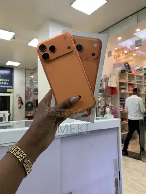 New Apple iPhone 17 Pro Max 256 GB Orange