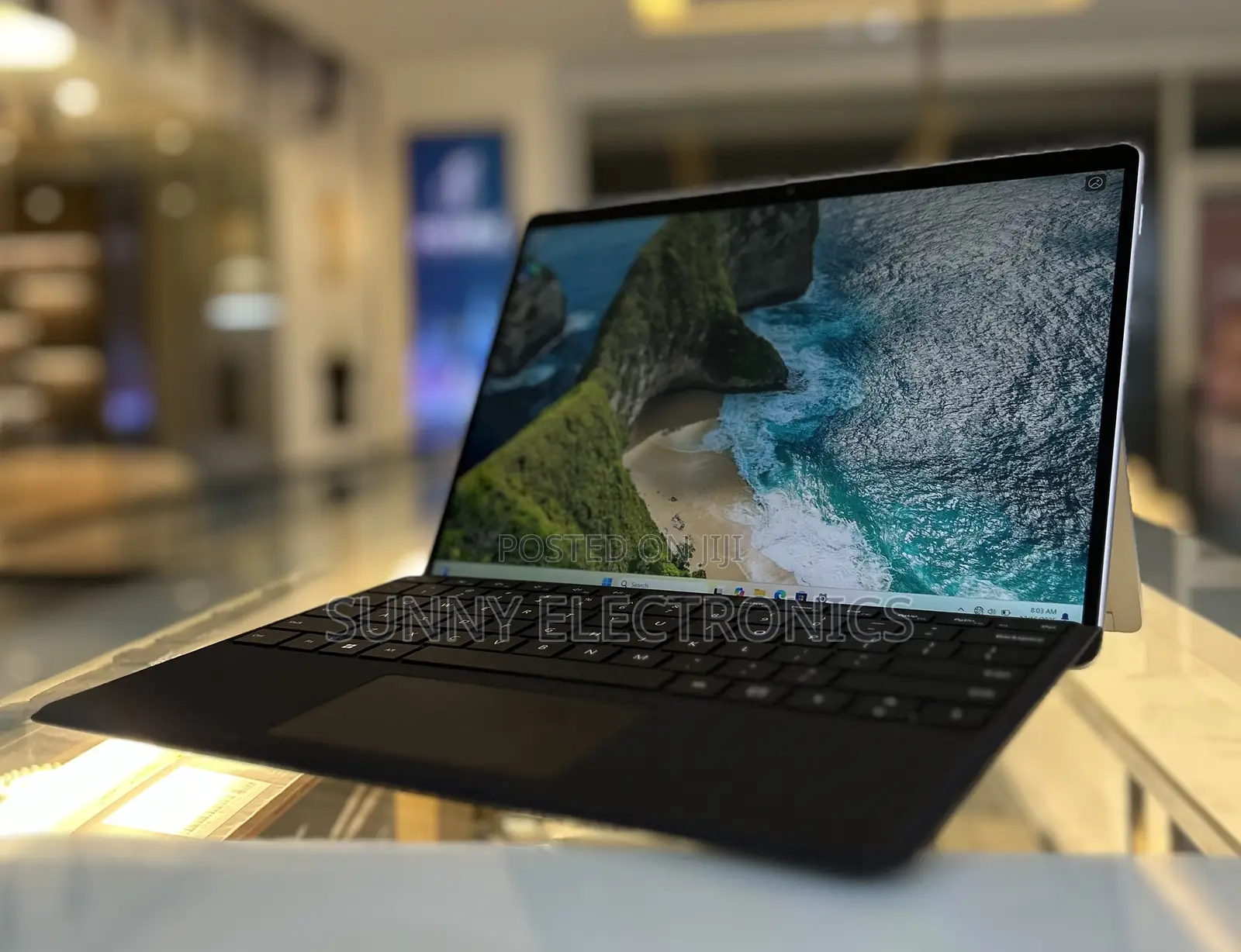 New Laptop Microsoft Surface Pro 8 8GB Intel Core I7 SSD 256GB