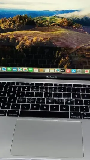 Photo - New Laptop Apple MacBook Air 2019 8GB Intel Core I5 SSD 256GB