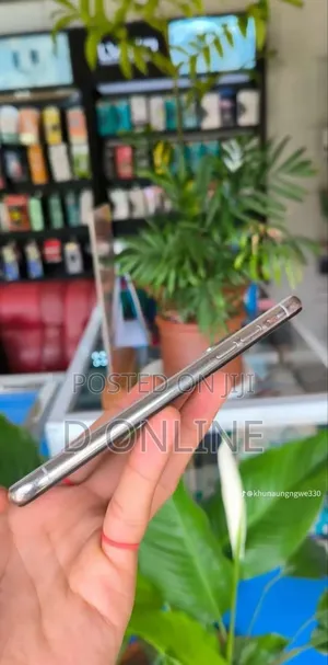 Apple iPhone X 256 GB White