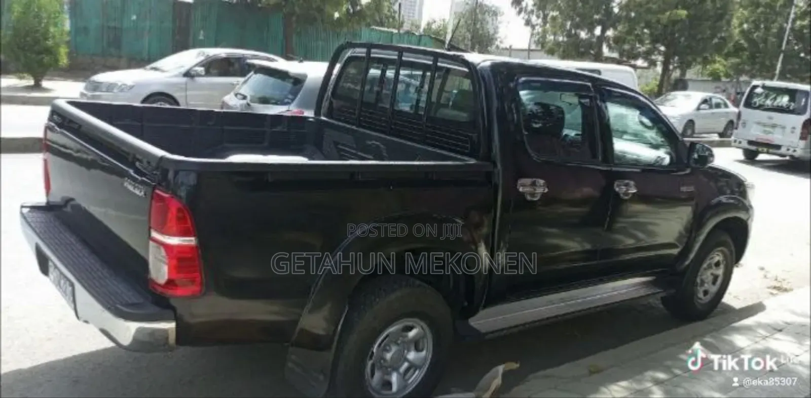 Toyota Hilux 2014 Black