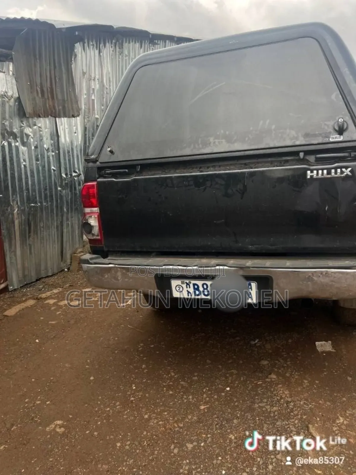 Toyota Hilux 2014 Black