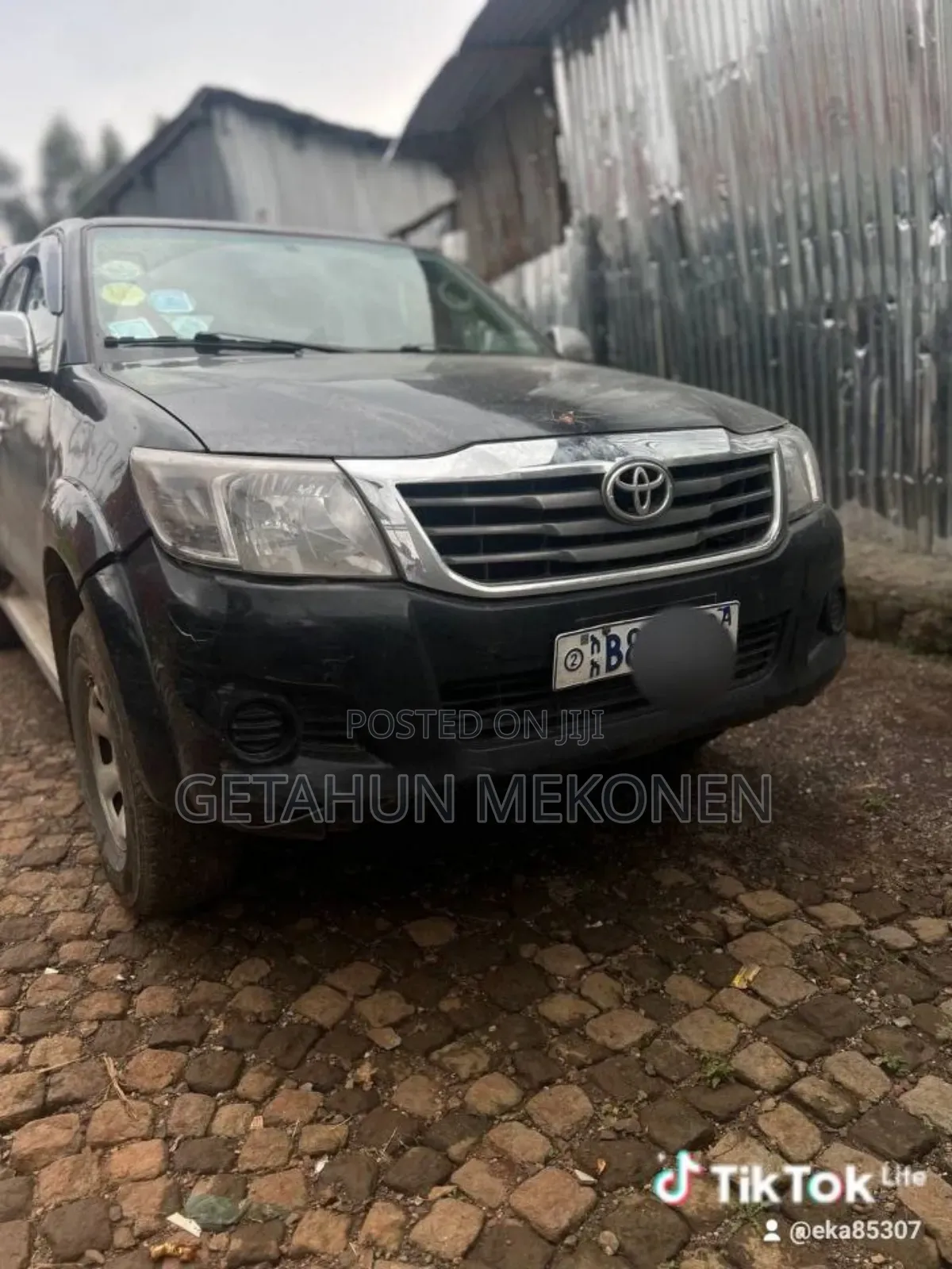 Toyota Hilux 2014 Black