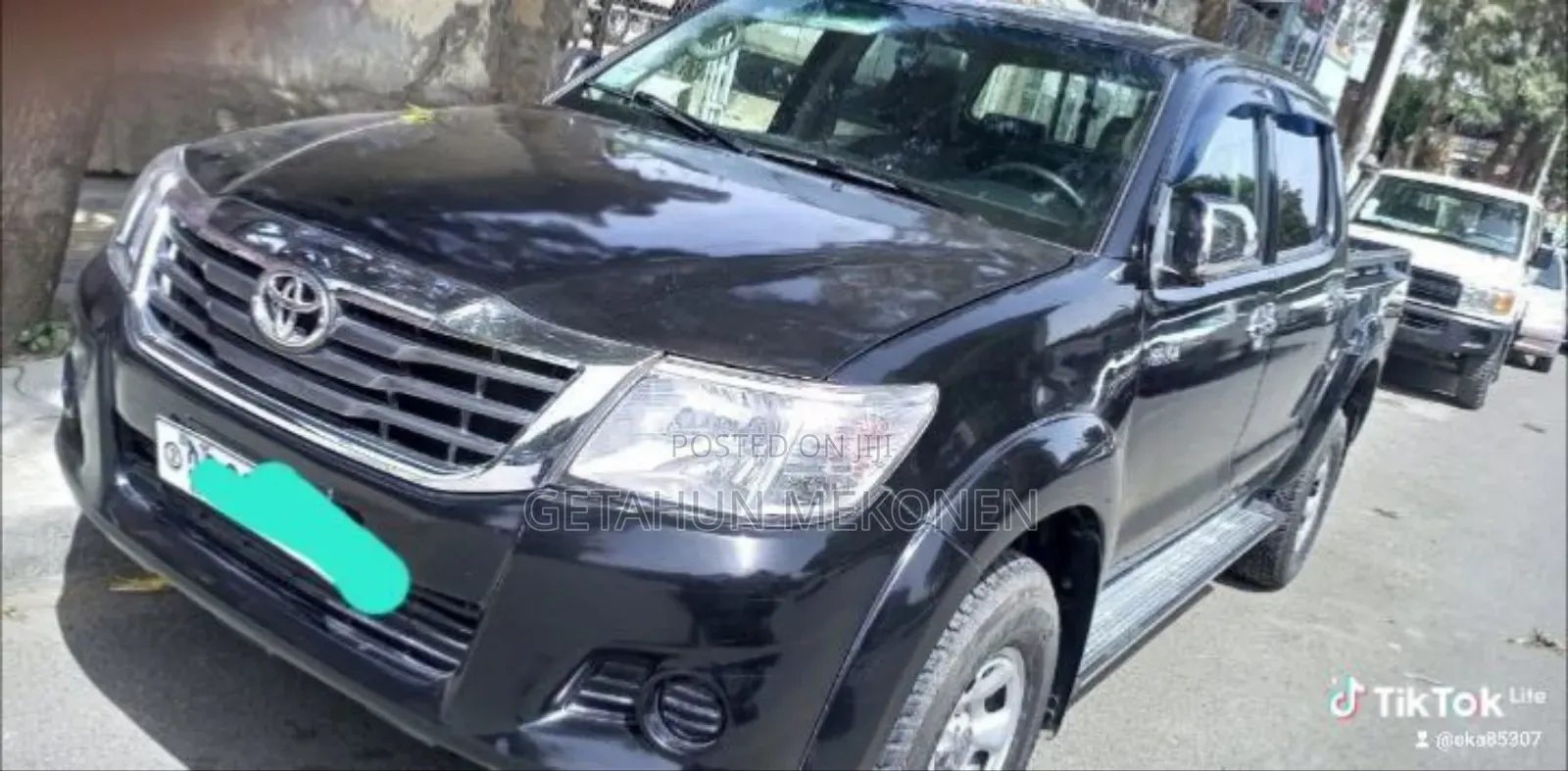 Toyota Hilux 2014 Black