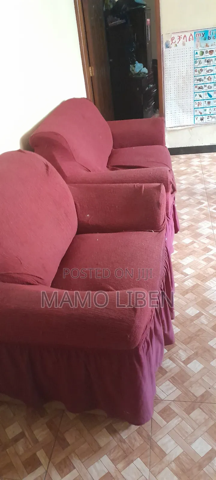 ሶፋ የሚሸጥ ያገለገለ