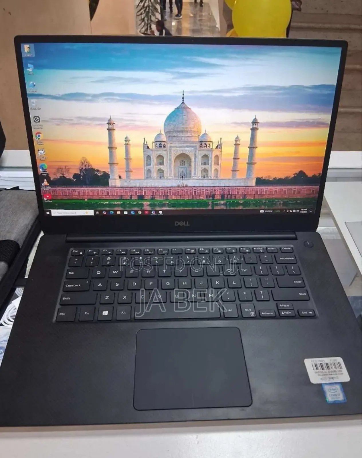 New Laptop Dell Precision 5540 16GB Intel Core I7 SSD 512GB