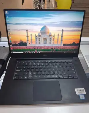 New Laptop Dell Precision 5540 16GB Intel Core I7 SSD 512GB