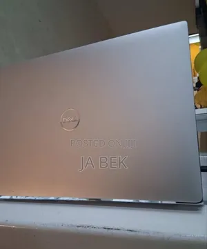 New Laptop Dell Precision 5540 16GB Intel Core I7 SSD 512GB