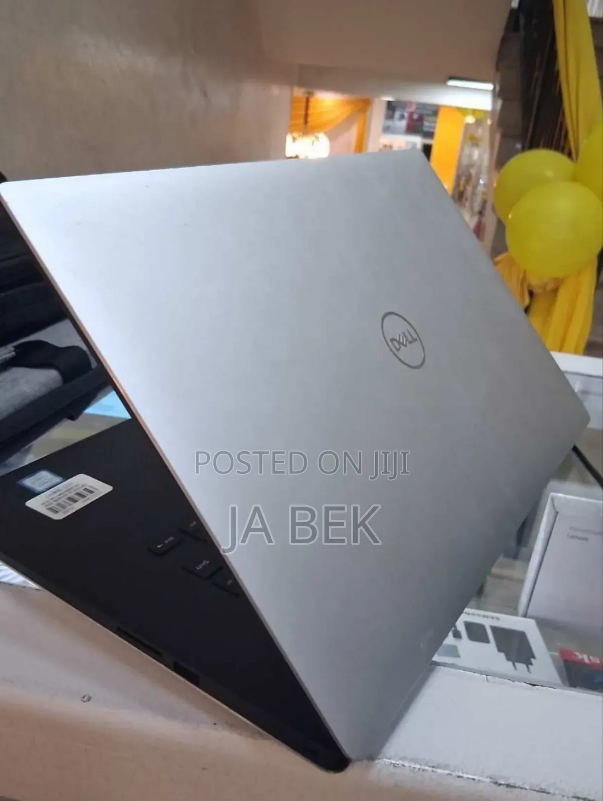 New Laptop Dell Precision 5540 16GB Intel Core I7 SSD 512GB