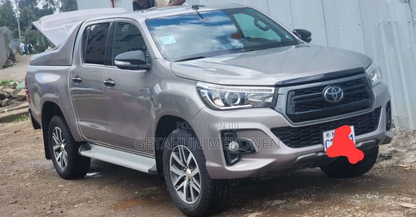 Toyota Hilux 2020 Gold