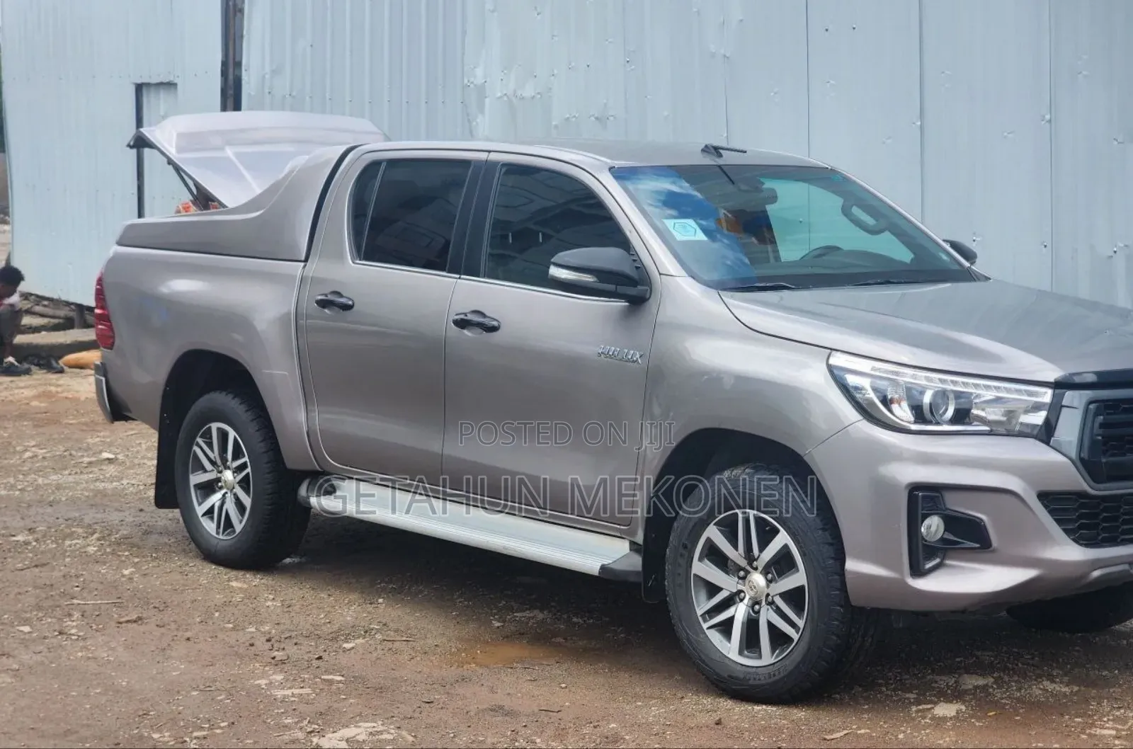 Toyota Hilux 2020 Gold