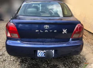 Toyota Platz 2001 Blue