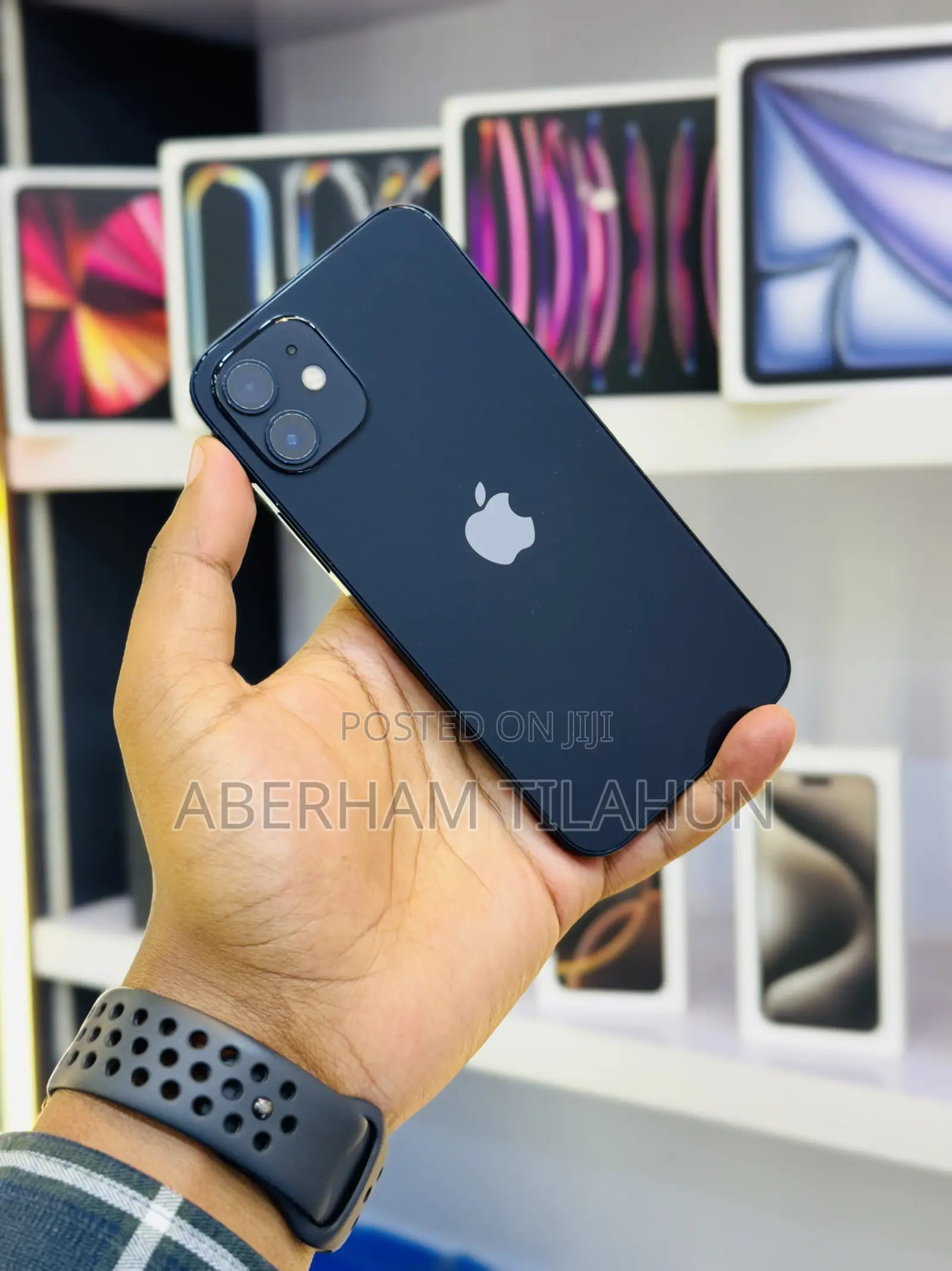 Apple iPhone 12 64 GB Black