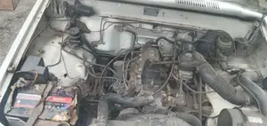 Toyota Hilux 1985 White