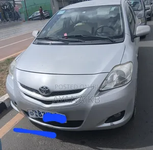 Toyota Belta 2008 Silver