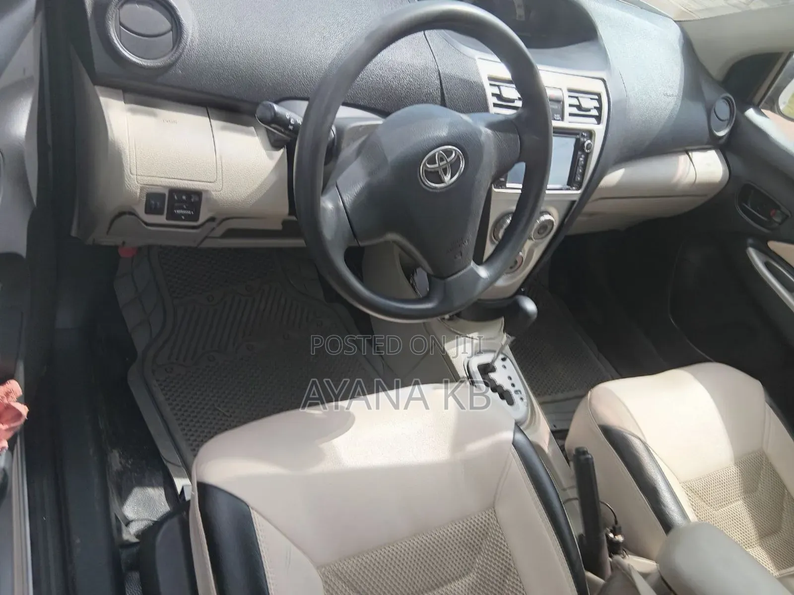 Toyota Belta 2008 Silver
