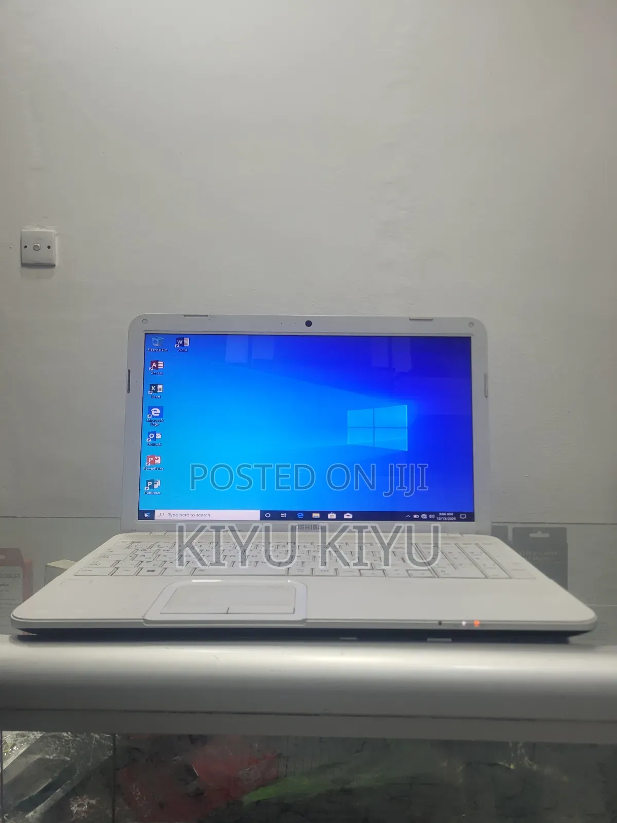 Laptop Toshiba Satellite C50 4GB Intel Core I5 HDD 320GB