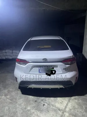 Toyota Corolla 2022 White