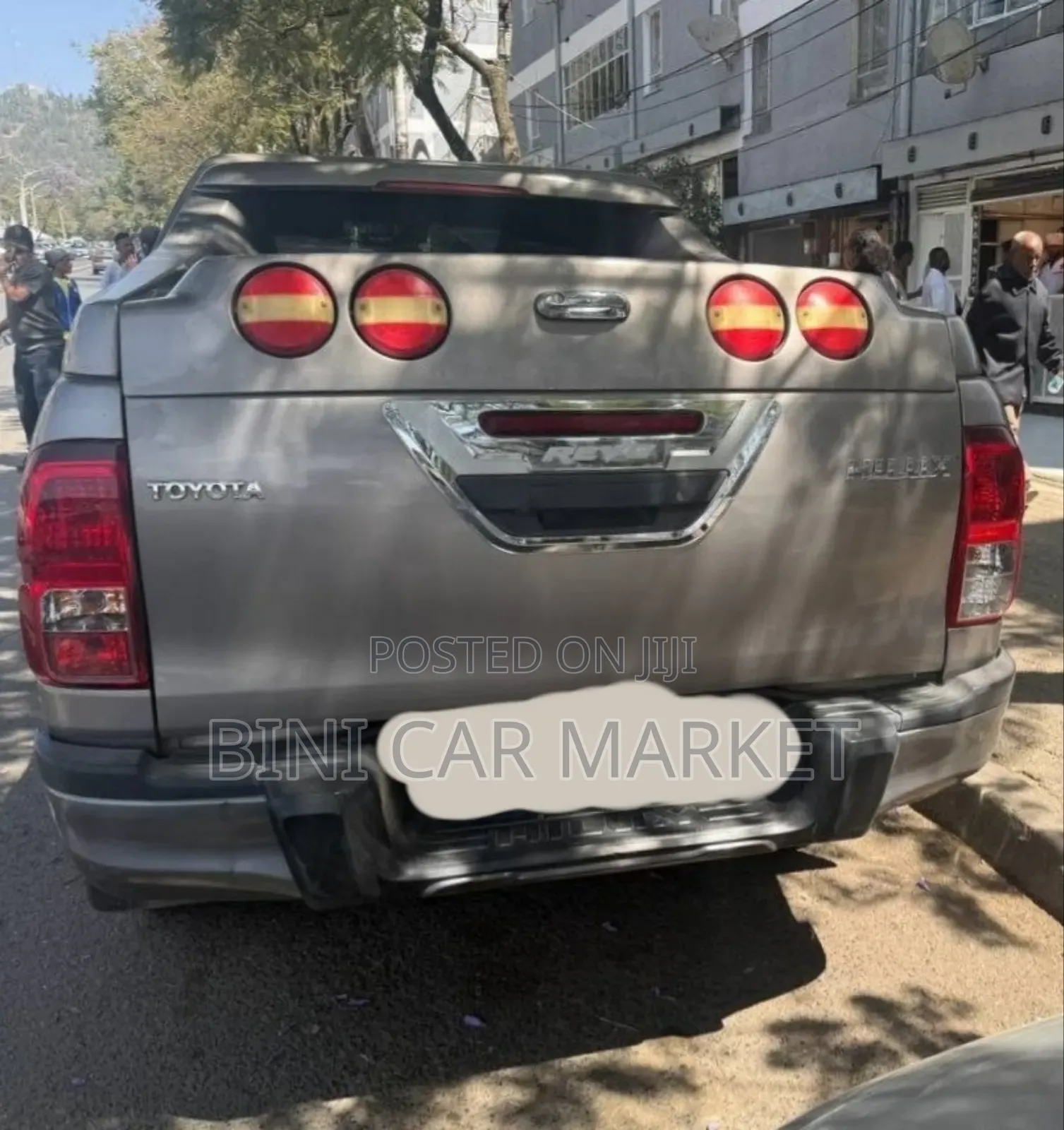 Toyota Hilux 2020 Gray