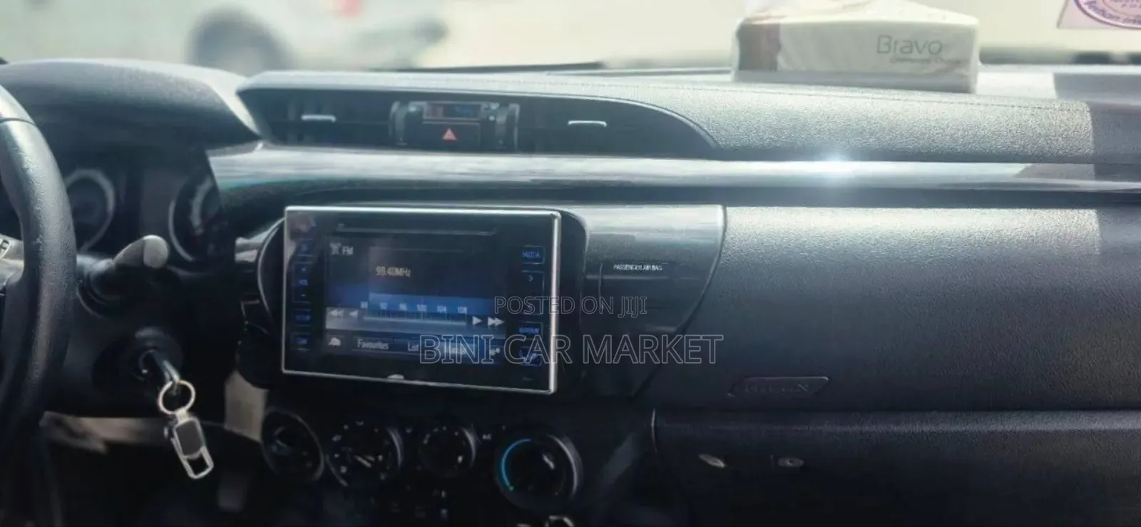 Toyota Hilux 2020 Gray