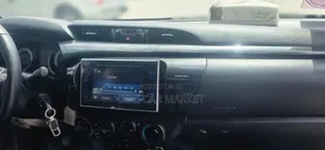 Toyota Hilux 2020 Gray