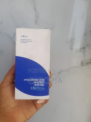 Isntree Hyaluronic Acid Watery Gel SPF 50+